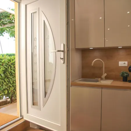 Dare & Piccolo Kaštela